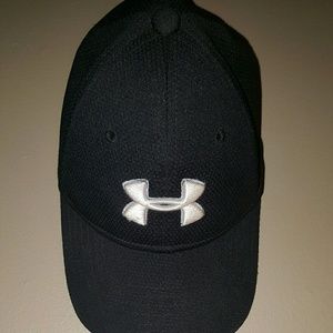 Boys under armour hat